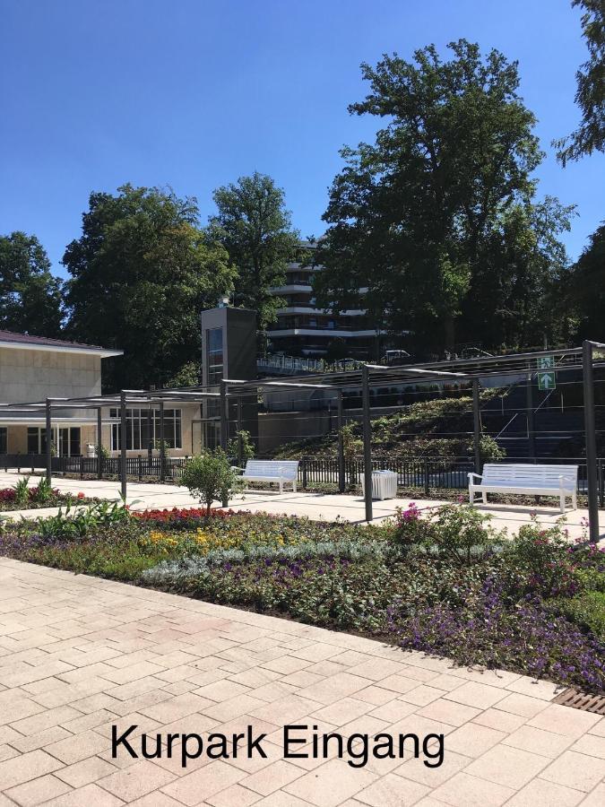 Appartementresidenz Am Kurpark - Ferienwohnungen Mit Pool & Sauna & Garage Bad Salzuflen Extérieur photo